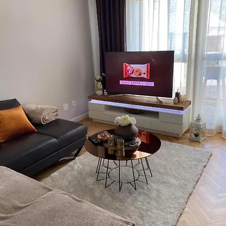 With Charming Terrace Apartment